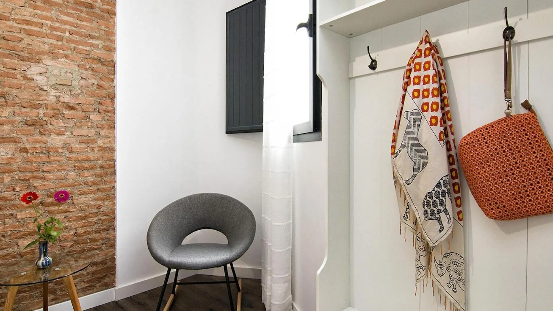 Chezmoihomes Sweet & Trendy Nest In Granada Center For 6