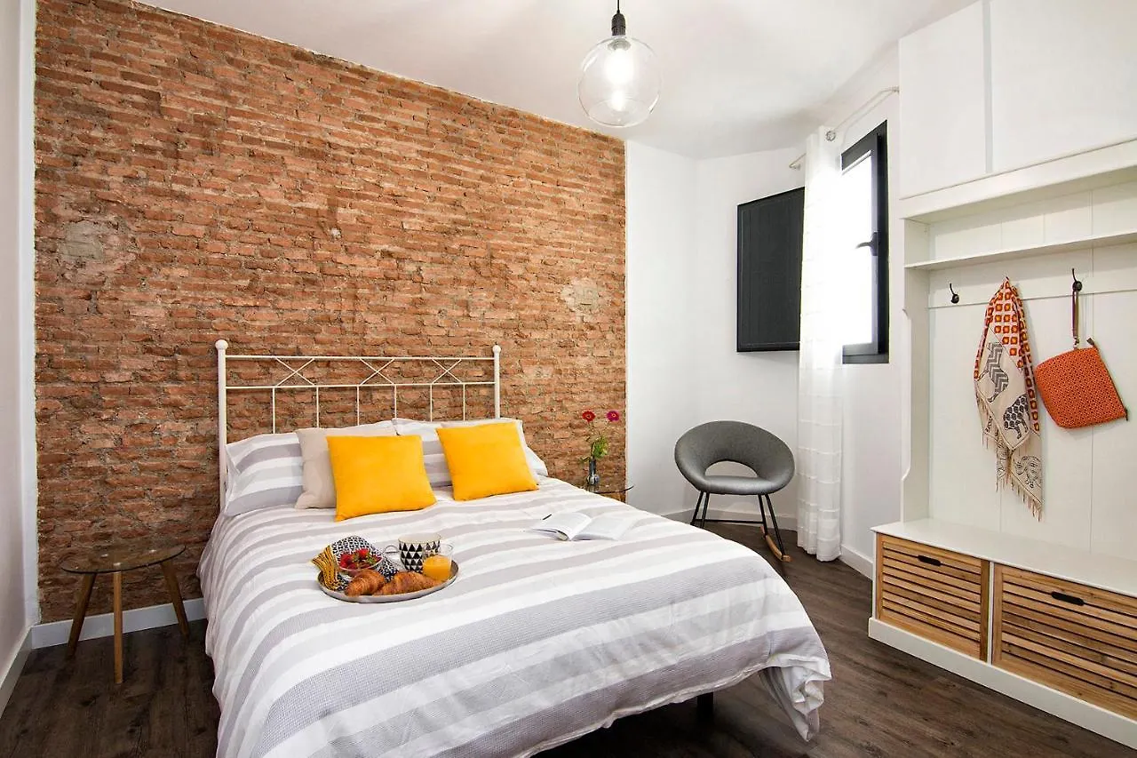 Апартаменты Chezmoihomes Sweet & Trendy Nest In Granada Center For 6